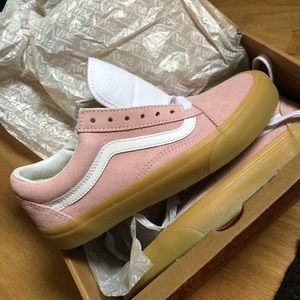 Hard to find vans pink/white with gum sole womens